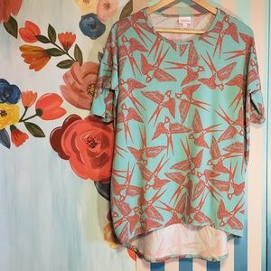 XS Irma LulaRoe shirt